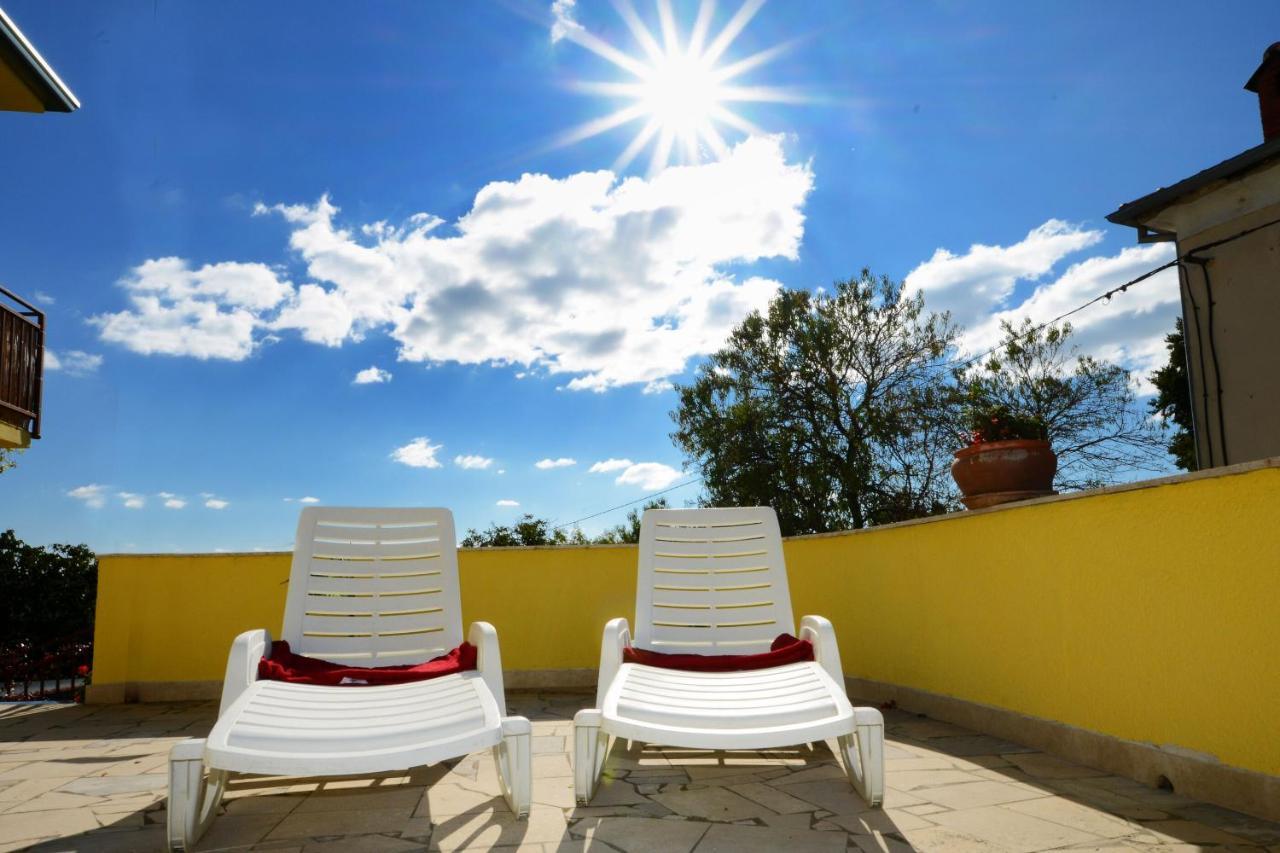 Rooms Tomc Fuškulin Kültér fotó